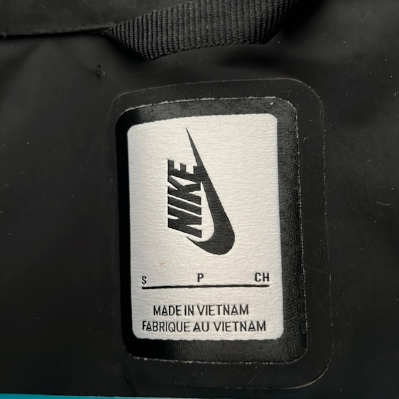 Nike Longline Jacket - Picture 2 of 4